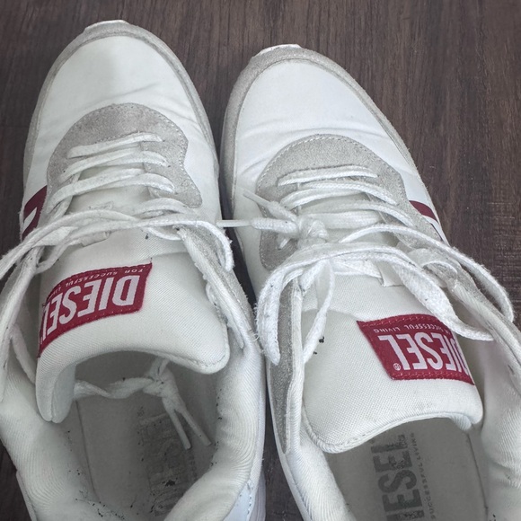 DIESEL White/Red COMFY Running Shoes - Picture 4 of 6